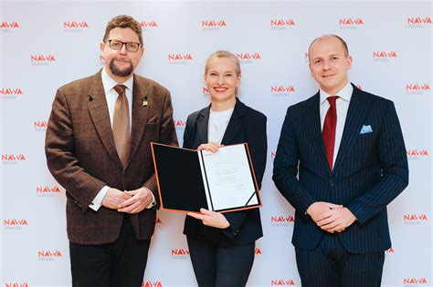 zdjęcie zespołu ekspertów ds. bezpieczeństwa przeciwpożarowego podczas inspekcji