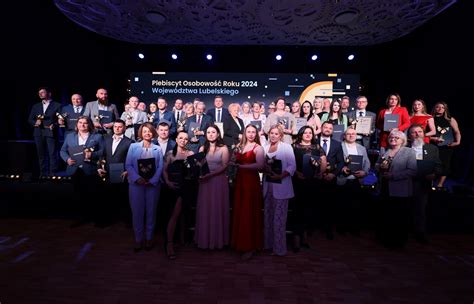 zdjęcie z gali wręczenia nagród Strażakom Roku