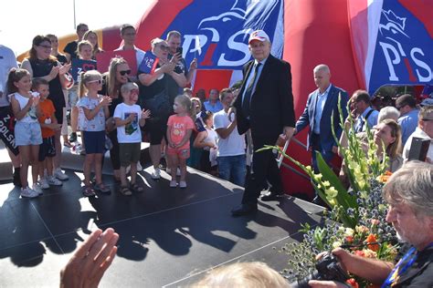 zdjęcie z pikniku rodzinnego PiS w Zbuczynie z Jarosławem Kaczyńskim