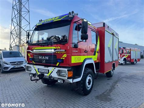 Wóz strażacki MAN 18.320 4x4 firmy SZCZĘŚNIAK