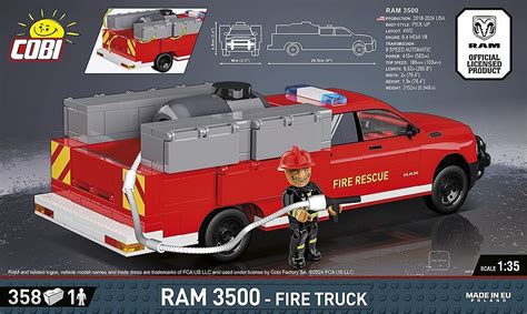 model COBI RAM 3500 Fire Truck z figurką strażaka i wyposażeniem