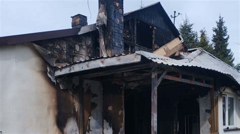 Zdjęcie odnowionego ohelu Halberstamów po pożarze i odbudowie