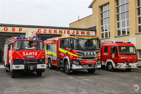 Uroczystość otwarcia wyremontowanej remizy OSP Czerniejewo i podpisania porozumienia na zakup wozu