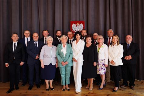 Wójt Gminy Sękowa Małgorzata Małuch przemawia podczas jubileuszu OSP