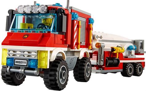Zdjęcie zestawu LEGO City Strażacki wóz techniczny 60111 w akcji