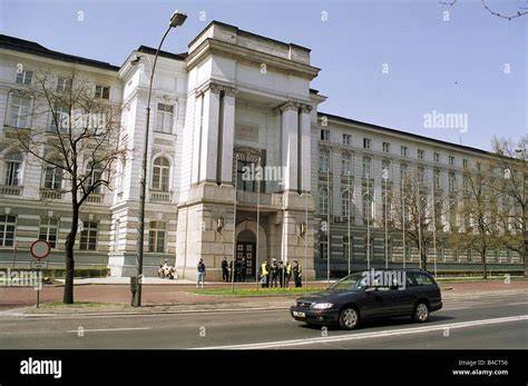Thematic photo of the Chancellery of the Prime Minister of Poland, possibly with a visible security presence