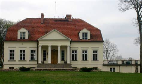 Dworek w Bystrzanowicach, przykład architektury regionalnej