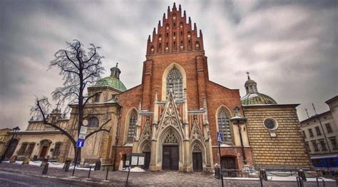 Rekonstrukcja bazyliki Świętej Trójcy w Krakowie