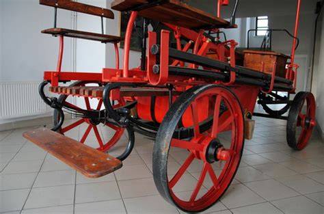 Historyczny pojazd strażacki