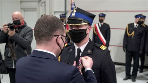 Łukasz Gryciak, strażak odznaczony Krzyżem Zasługi za Dzielność