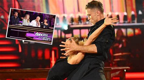 Zdjęcie Macieja Obary podczas występu z kwartetem.