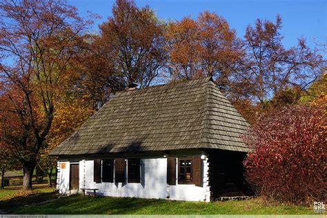 Zdjęcie zgliszcz restauracji Chałupa po pożarze z 2014 roku
