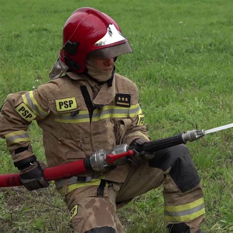 Schemat rozwinięcia linii wężowych podczas akcji gaśniczych