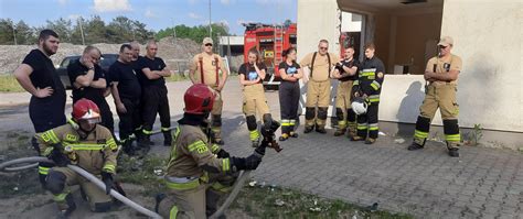 Strażacy podczas ćwiczeń w Pile