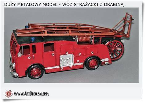 Wysoko szczegółowy model drewnianego wozu strażackiego 3D z rozkładaną drabiną