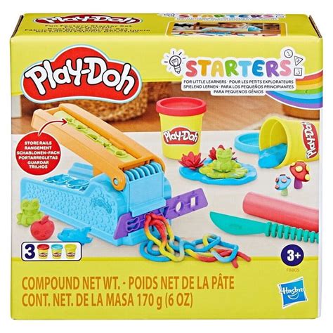 Zestaw Play-Doh z ciastoliną, śmieciarką i wozem strażackim w trakcie kreatywnej zabawy