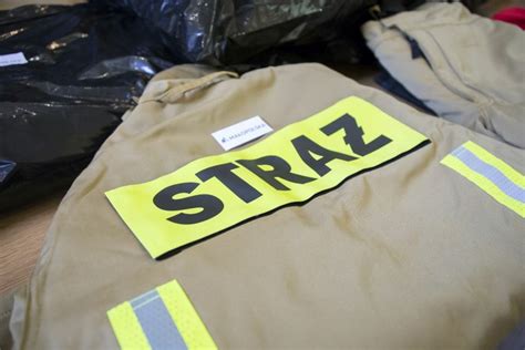 Zestawienie sprzętu strażackiego, odzieży ochronnej oraz schemat finansowania dotacji dla OSP.