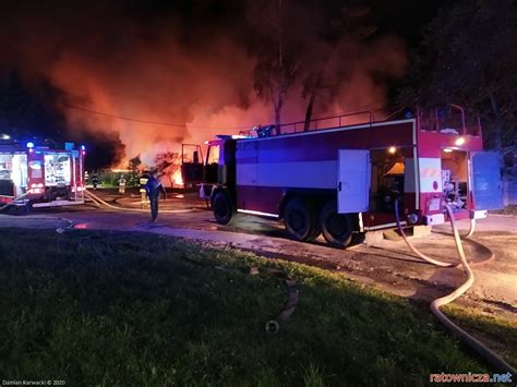 zdjęcie pożaru na składowisku odpadów