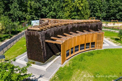 Tężnia Solankowa w Parku Zdrojowym w Rabce-Zdroju