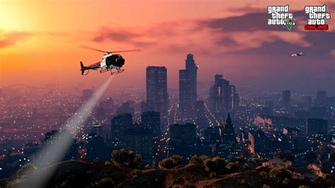 Zrzut ekranu z rozgrywki Grand Theft Auto V, prezentujący pojazdy i otwarty świat gry