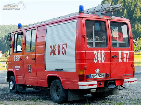 Zdjęcie wycofanego z eksploatacji Mercedesa-Benz 508D/Rosenbauer OSP Muszyna-Folwark
