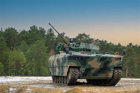 schemat lekki wóz bojowy z wyposażeniem