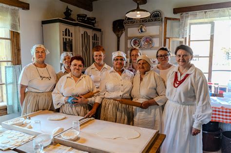 Zdjęcie remizy strażackiej w Muzeum Kultury Ludowej w Kolbuszowej