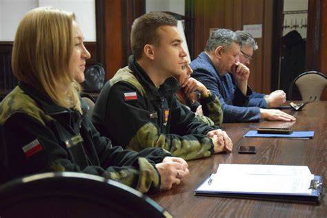 Policjant na szkoleniu z zakresu zarządzania stresem