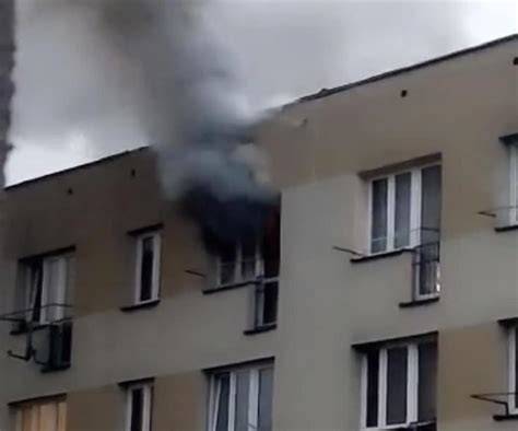 Pożar mieszkania w bloku na osiedlu Młodych w Żywcu