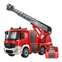 Zdalnie sterowany wóz strażacki Double Eagle Mercedes-Benz Arocs w akcji