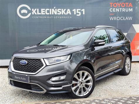 zdjęcie spalonego samochodu Ford Edge