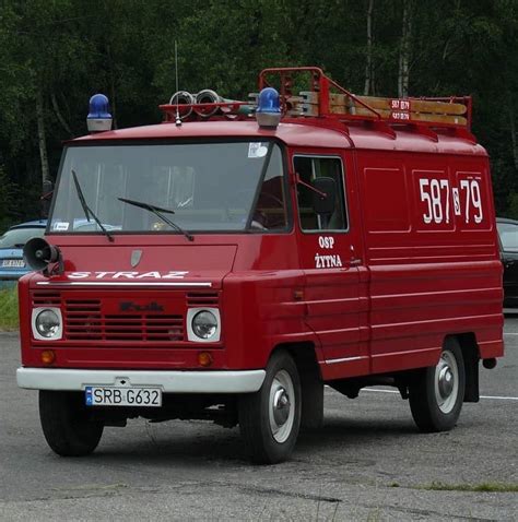 Zdjęcie lekkiego samochodu gaśniczego Żuk A-15 GLM-8 z lat 80.
