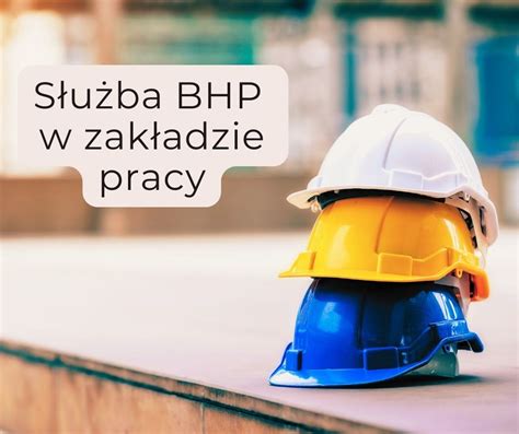 zdjęcie inspektora BHP przeprowadzającego kontrolę w miejscu pracy
