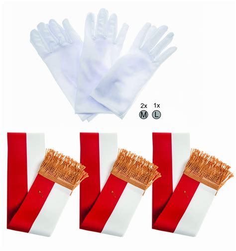 Zestawienie różnych akcesoriów do sztandarów: szarfy, rękawiczki, gwóździe sponsorskie