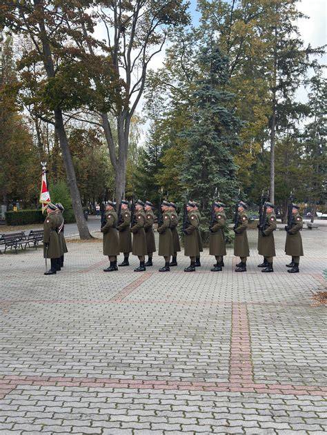 Zdjęcie przedstawiające dzielnicowego Andrzeja Wójcika