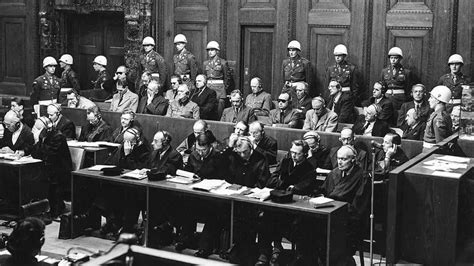 Historyczna fotografia z procesów norymberskich