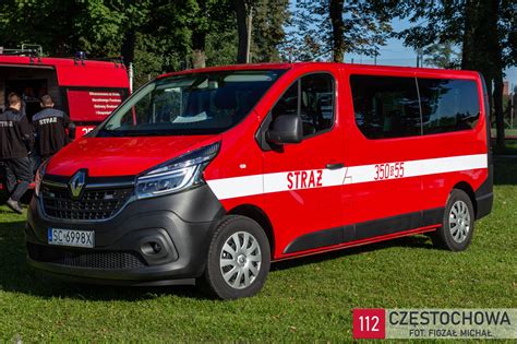 Zdjęcie samochodów SLOp Kia Cee’d i SLBus Renault Trafic OSP Stadła
