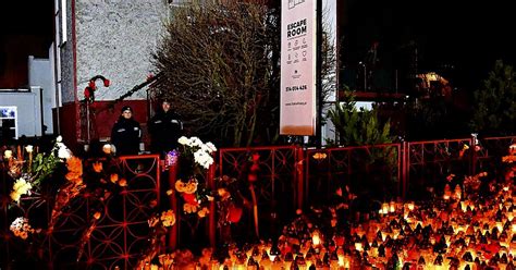 zdjęcie z uroczystości pogrzebowych ofiar pożaru w Koszalinie