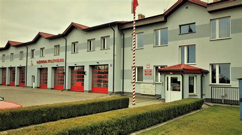 Zdjęcie przedstawiające rozbudowany budynek garażowy OSP Wola Łaskarzewska