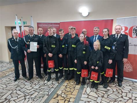 Zestawienie mundurów koszarowych dla MDP