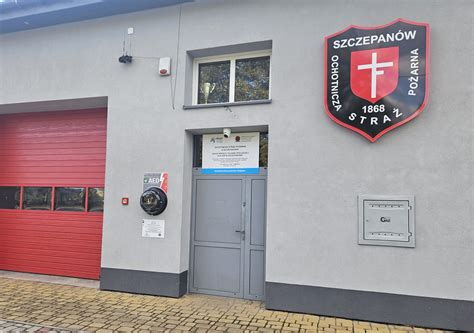 Nowy garaż przy remizie OSP w Limanowej