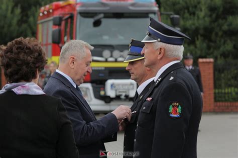 Uroczysta parada strażaków z Braniewa