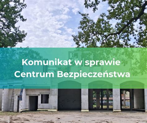 Wizualizacja projektu Centrum Bezpieczeństwa w Milanówku, uwzględniająca zagospodarowanie terenu i miejsca parkingowe